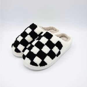 Cozi Slipper | Black Checker